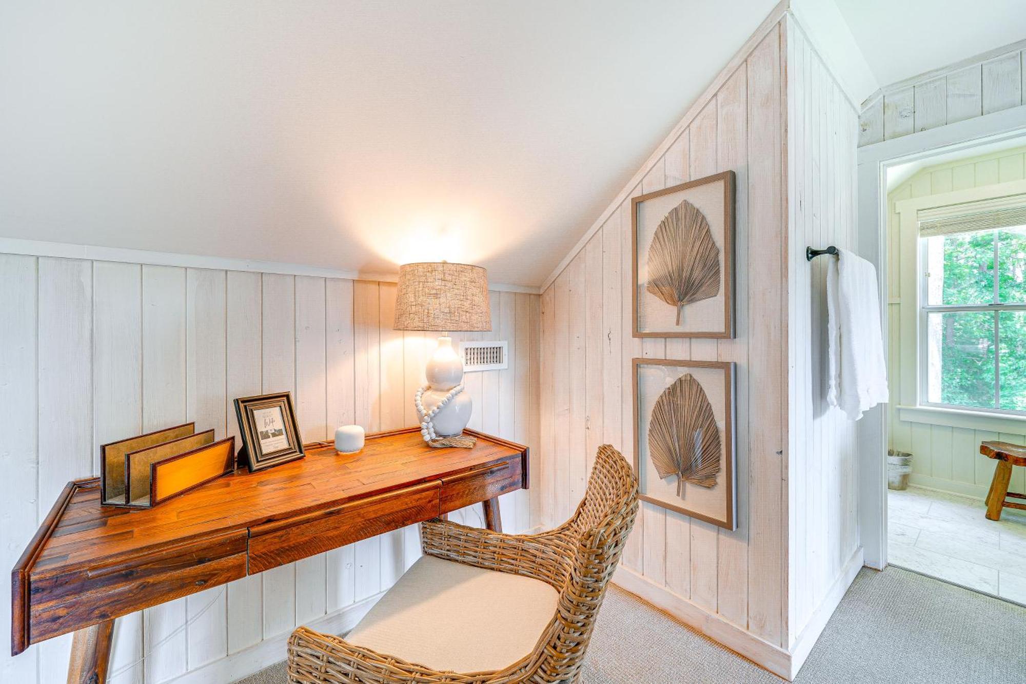 Beach House With Outdoor Shower Less Than 6 Mi To Nags Head! Manteo Exterior photo