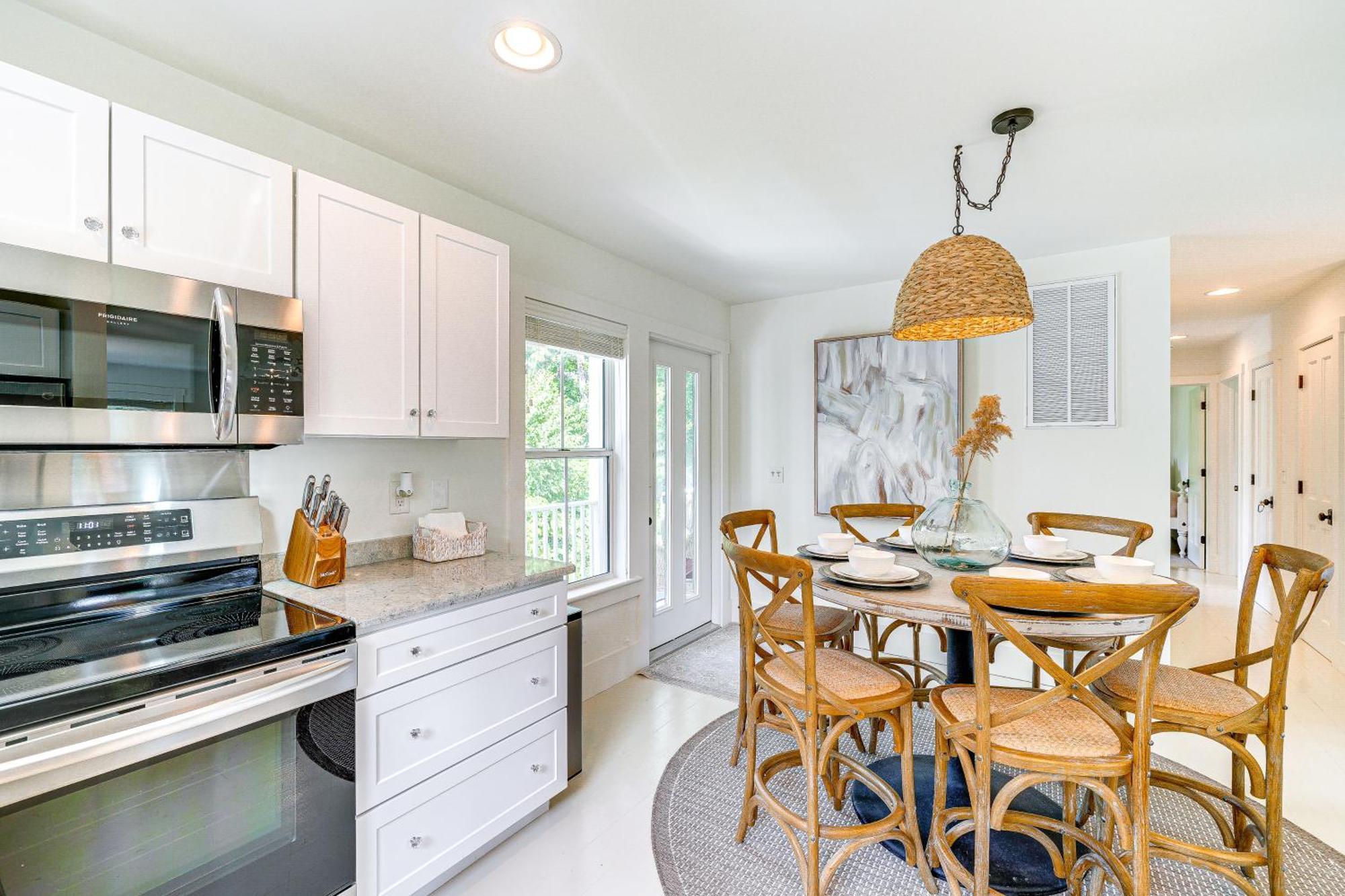 Beach House With Outdoor Shower Less Than 6 Mi To Nags Head! Manteo Exterior photo